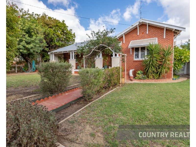 12 Gerald Terrace, Northam WA 6401