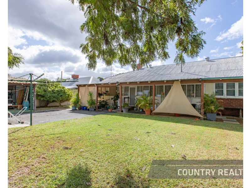 12 Gerald Terrace, Northam WA 6401