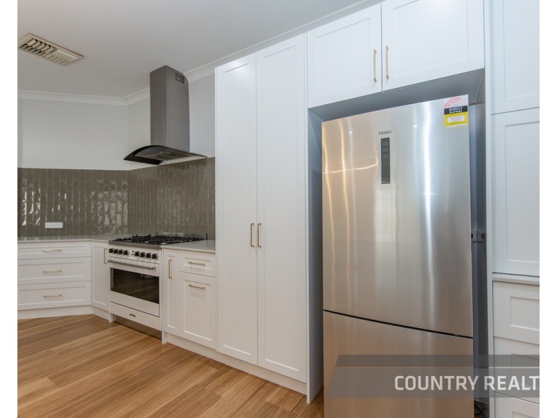 7 Hammond Place, Northam WA 6401