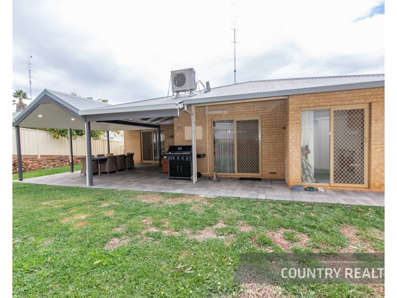 7 Hammond Place, Northam WA 6401
