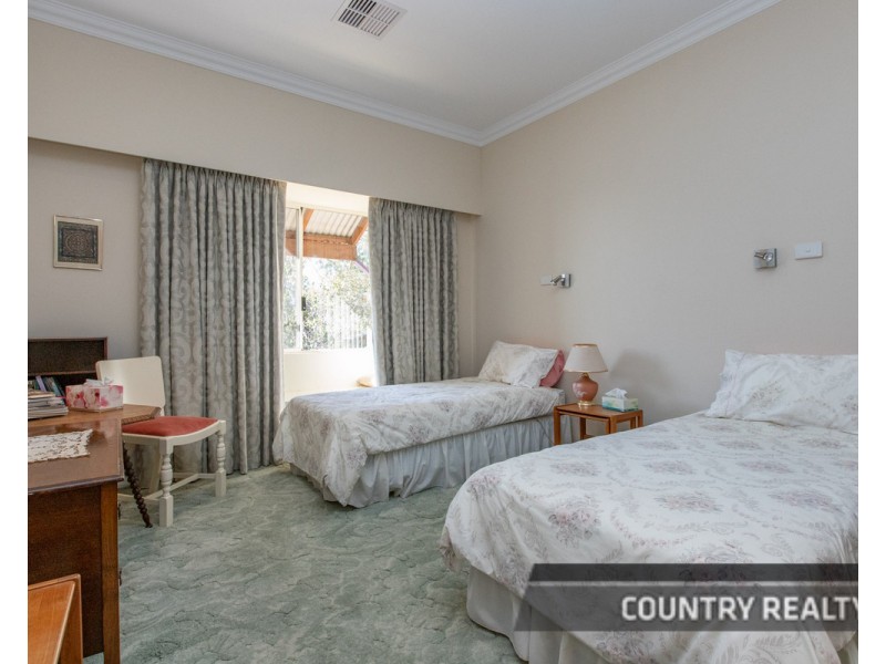 71 Georgiana Street, York WA 6302