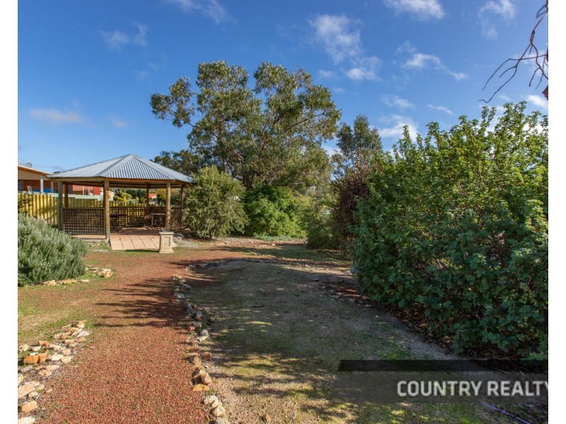 71 Georgiana Street, York WA 6302