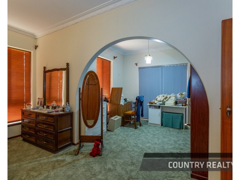 39 Kennedy Street, Northam WA 6401