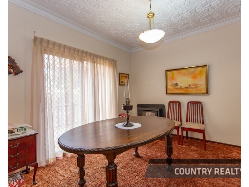 39 Kennedy Street, Northam WA 6401