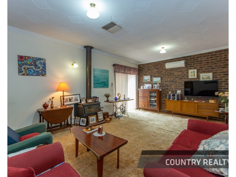 39 Kennedy Street, Northam WA 6401