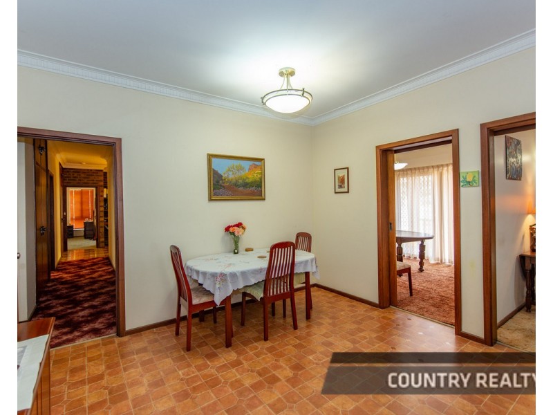 39 Kennedy Street, Northam WA 6401