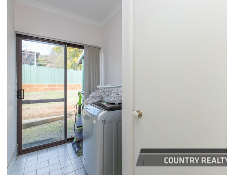 23 Clinton Street, Toodyay WA 6566