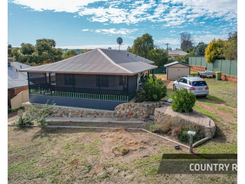 23 Clinton Street, Toodyay WA 6566
