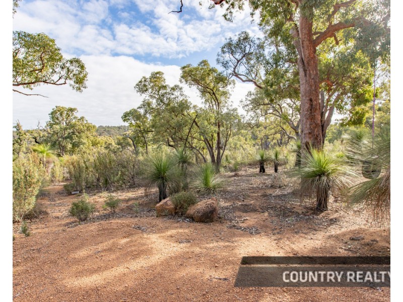 6 Parkland Drive, Julimar, Toodyay WA 6566