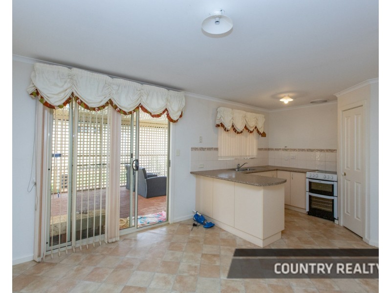 2 O’Loghlen Street, Dowerin WA 6461