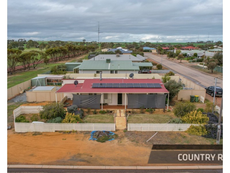2 O’Loghlen Street, Dowerin WA 6461