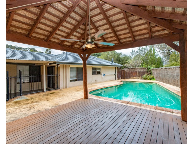 5 Leawood Crescent, Boya WA 6056