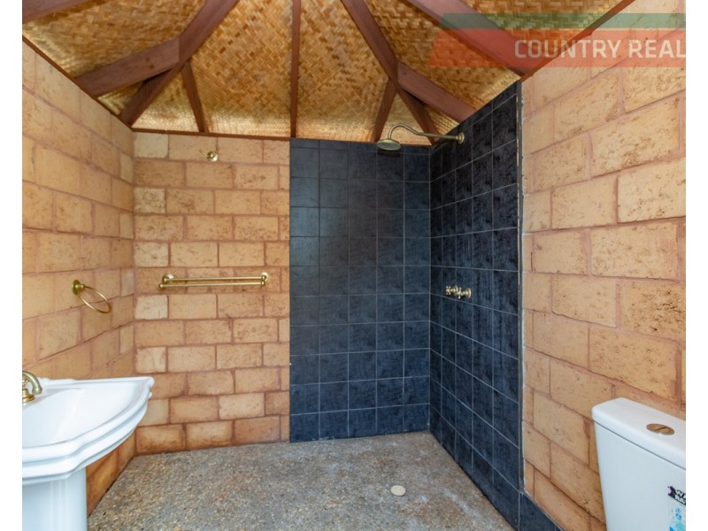 5 Leawood Crescent, Boya WA 6056