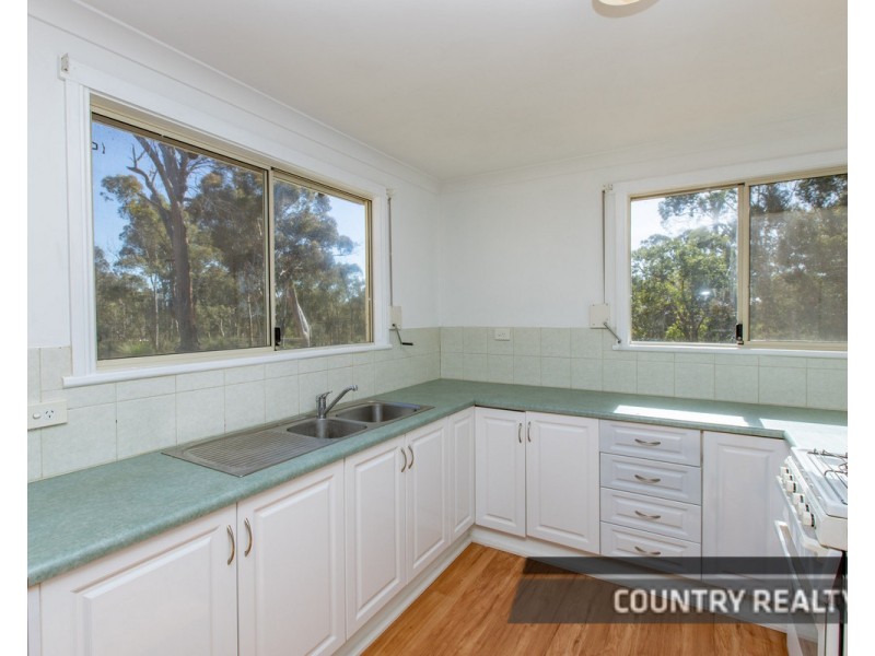 17 Parkland Drive, Julimar, Toodyay WA 6566