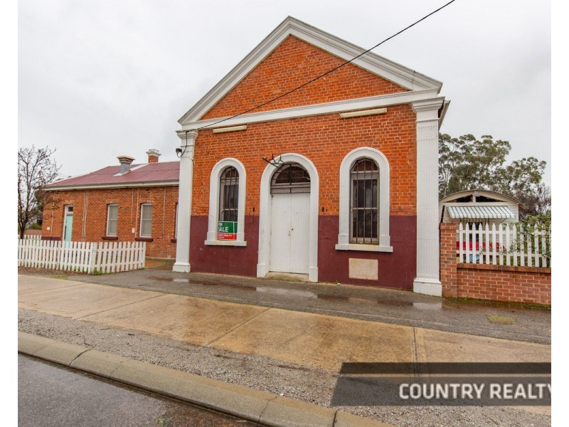 182 Wellington Street, Northam WA 6401