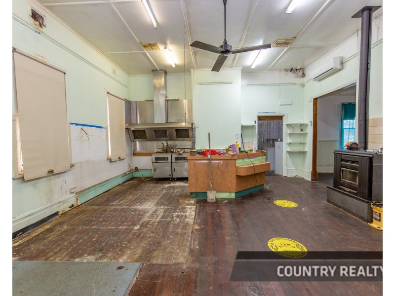 182 Wellington Street, Northam WA 6401