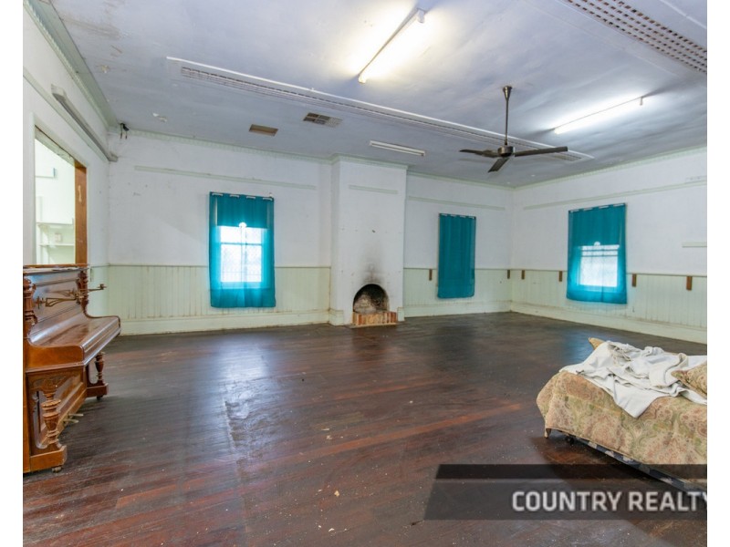 182 Wellington Street, Northam WA 6401