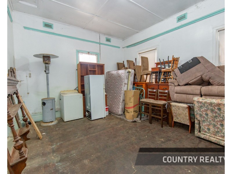 182 Wellington Street, Northam WA 6401