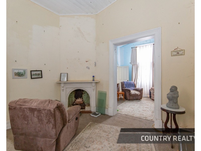 182 Wellington Street, Northam WA 6401