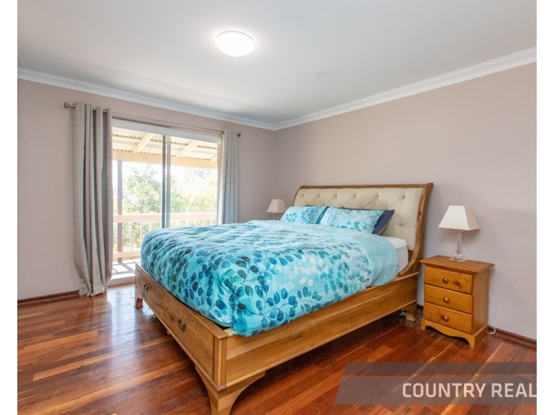 27 Clinton Street, Toodyay WA 6566