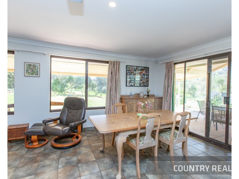 205 Sand Spring Road, Julimar, Toodyay WA 6566