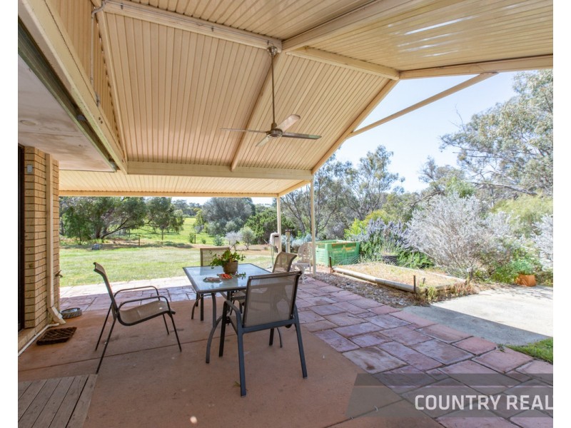 205 Sand Spring Road, Julimar, Toodyay WA 6566