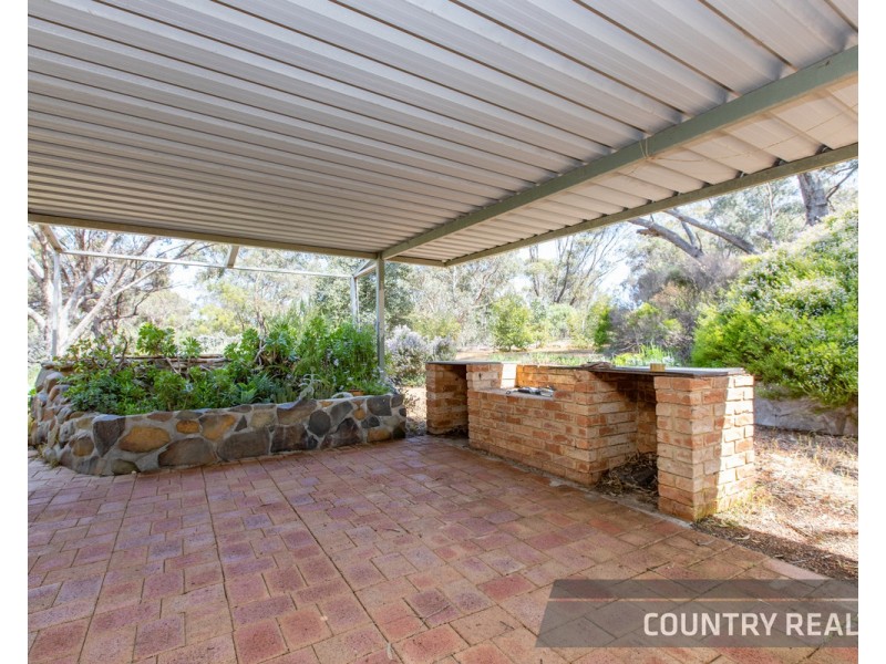 205 Sand Spring Road, Julimar, Toodyay WA 6566