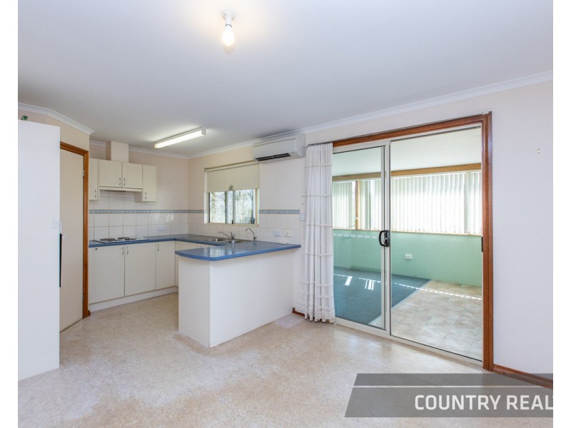 77 Georgiana Street, York WA 6302