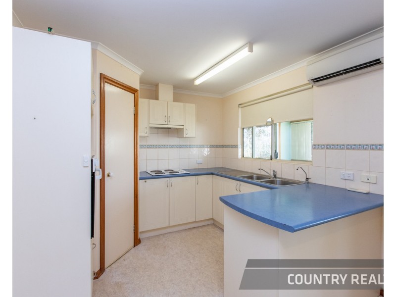 77 Georgiana Street, York WA 6302