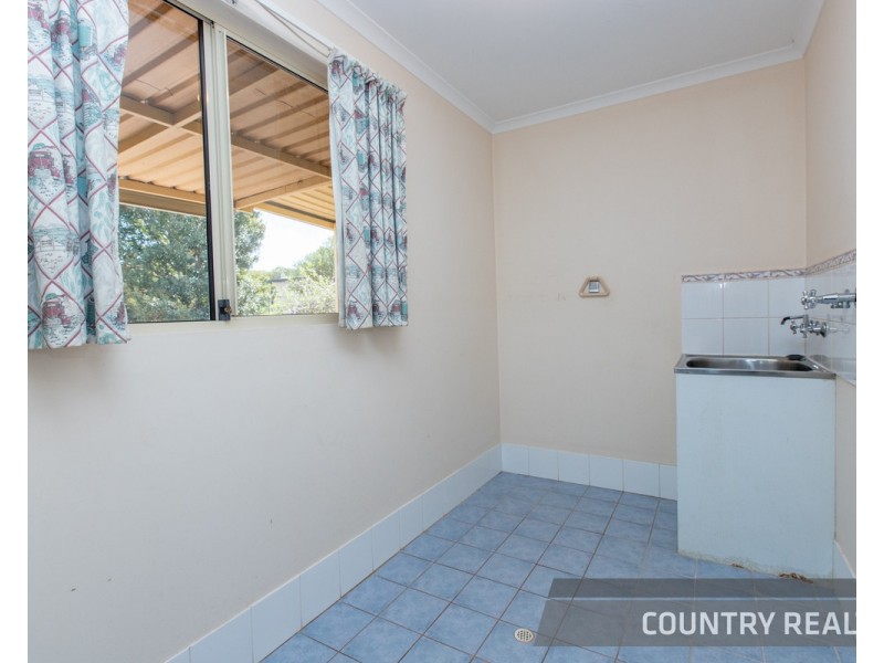 77 Georgiana Street, York WA 6302