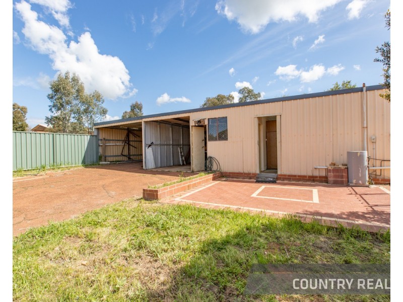 77 Georgiana Street, York WA 6302