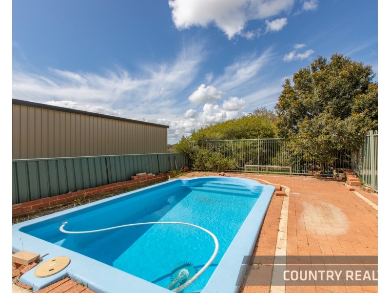 77 Georgiana Street, York WA 6302