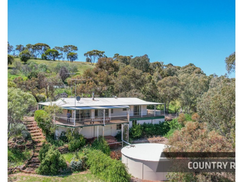 940 Bindi Bindi-Toodyay Road, Coondle, Toodyay WA 6566