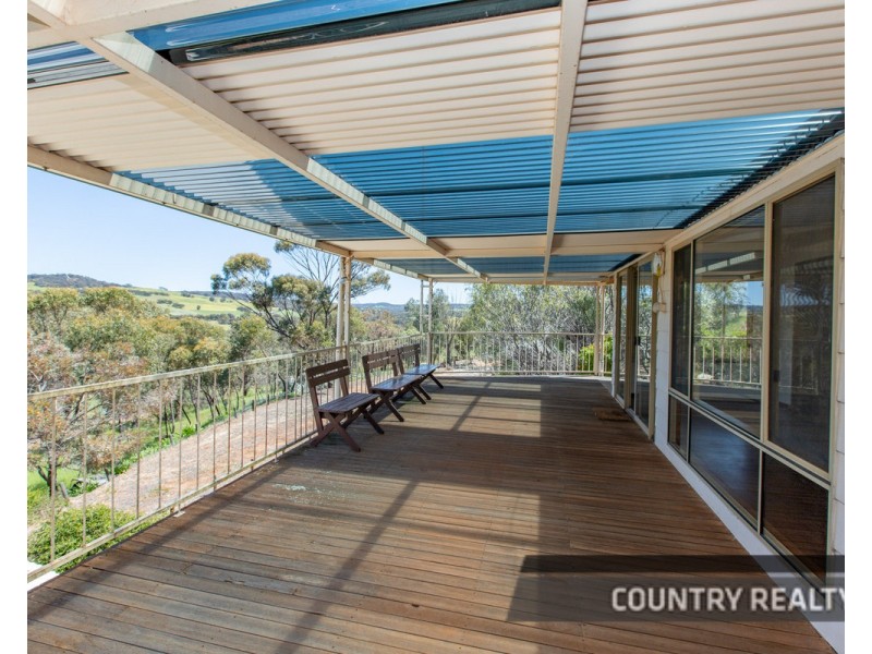 940 Bindi Bindi-Toodyay Road, Coondle, Toodyay WA 6566