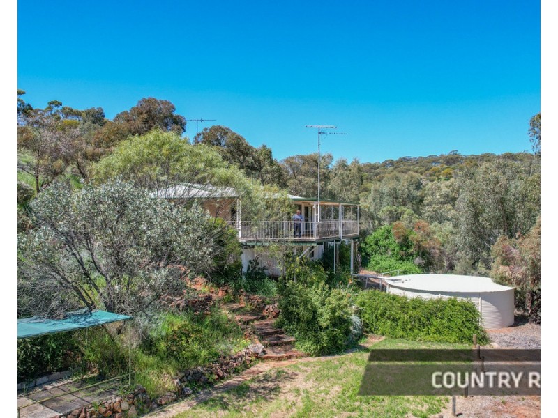 940 Bindi Bindi-Toodyay Road, Coondle, Toodyay WA 6566