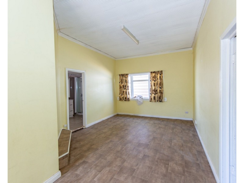 17 Parker Street, Northam WA 6401