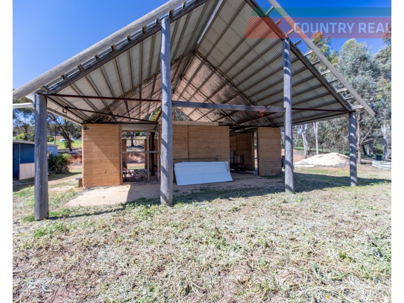209 Malkup Brook Road, Toodyay WA 6566