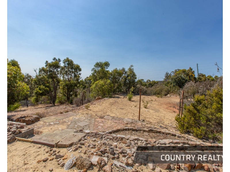 10 Sesselis Road, Toodyay WA 6566