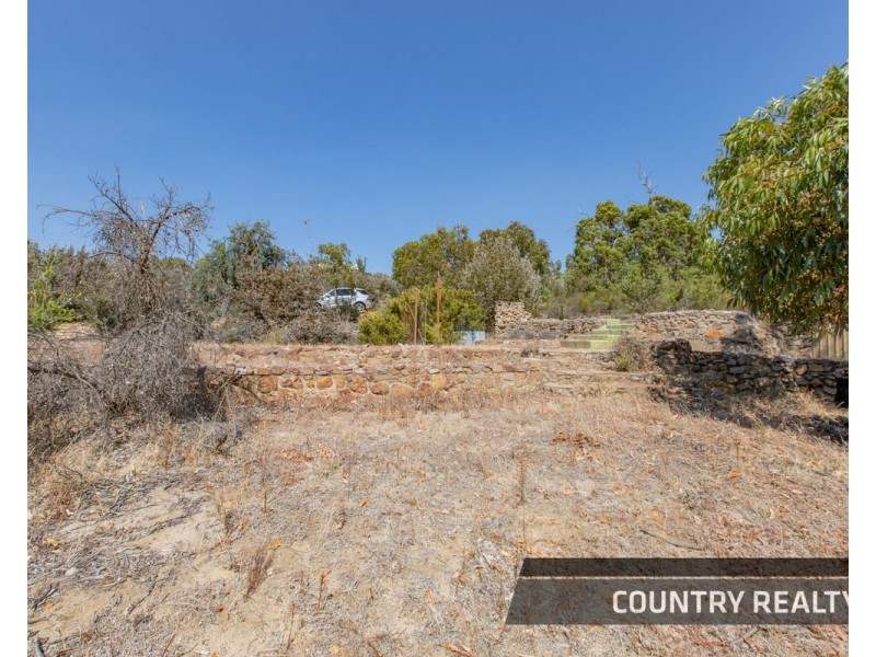 10 Sesselis Road, Toodyay WA 6566
