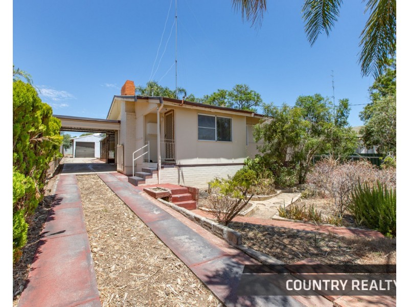 66 Hutt Street, Northam WA 6401