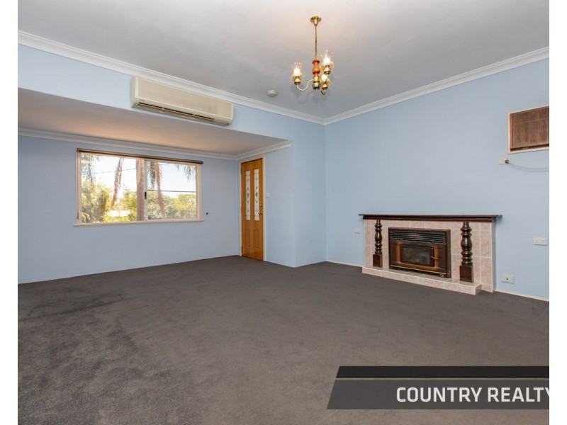 66 Hutt Street, Northam WA 6401