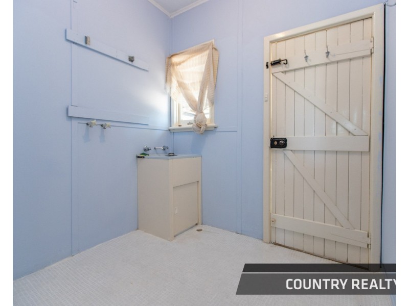 66 Hutt Street, Northam WA 6401