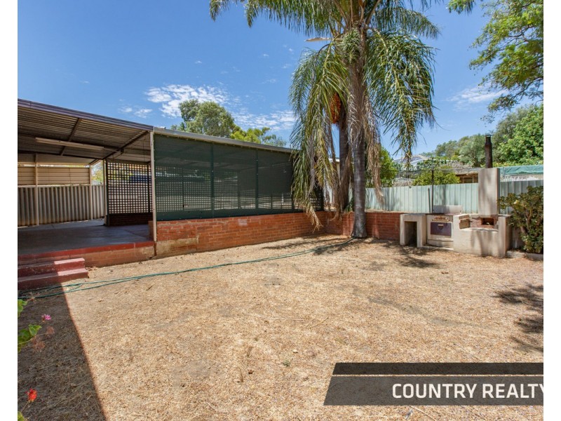 66 Hutt Street, Northam WA 6401