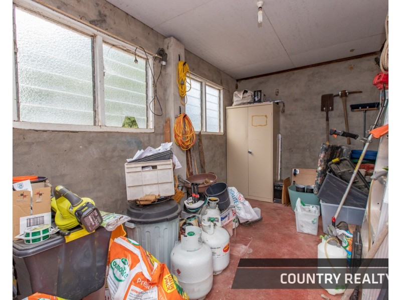 28 Robinson Street, Northam WA 6401