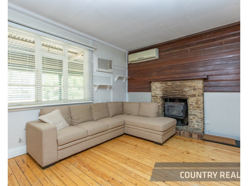 10 St George Street, Bakers Hill WA 6562