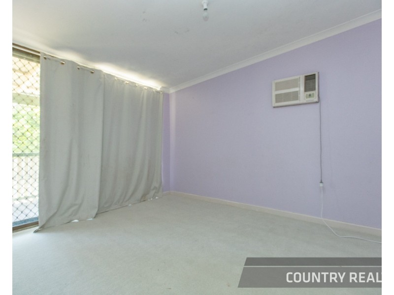 10 St George Street, Bakers Hill WA 6562