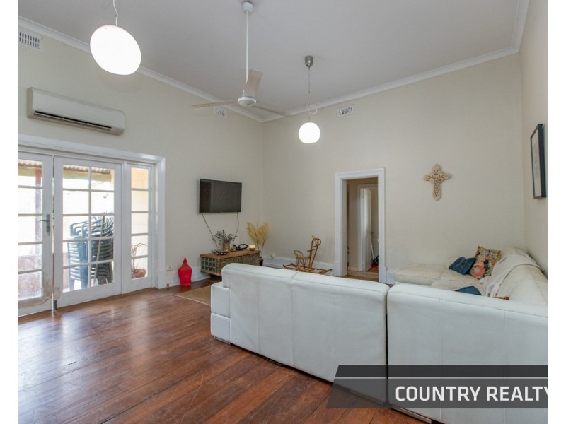 42 Harper Road, Toodyay WA 6566