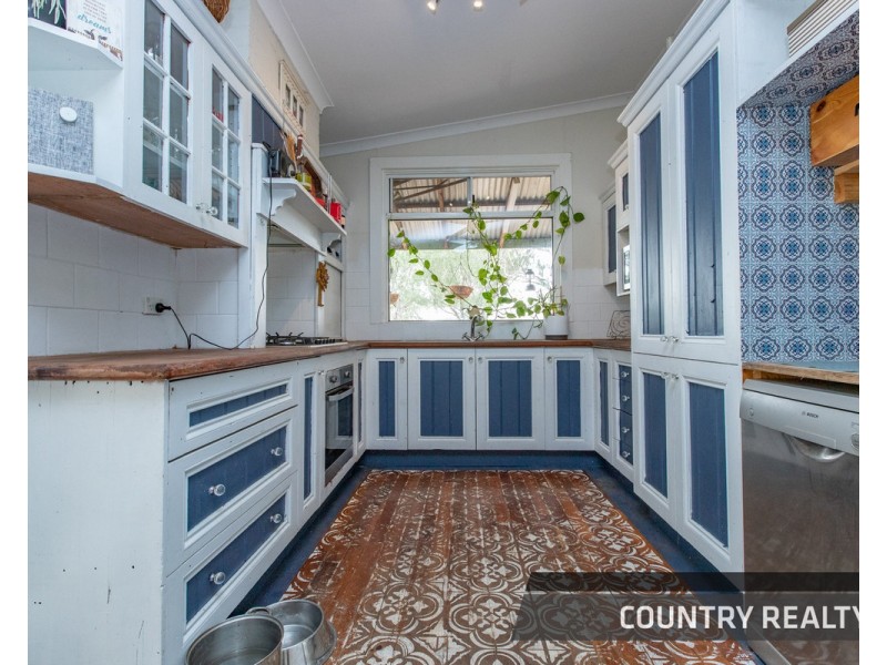 42 Harper Road, Toodyay WA 6566