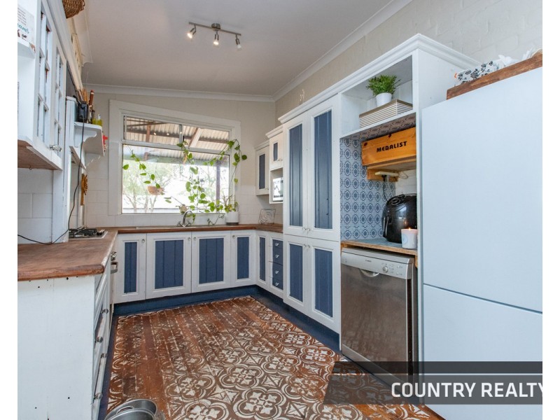 42 Harper Road, Toodyay WA 6566