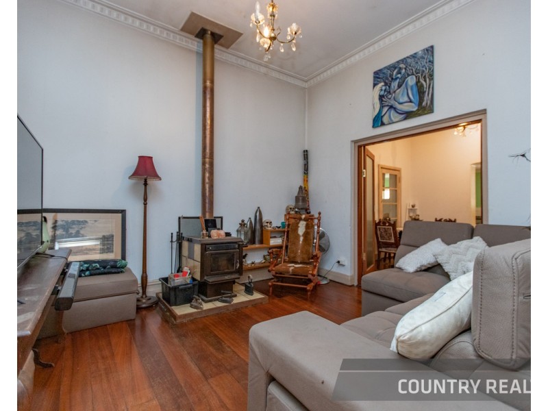 8 Arthur Street, Toodyay WA 6566